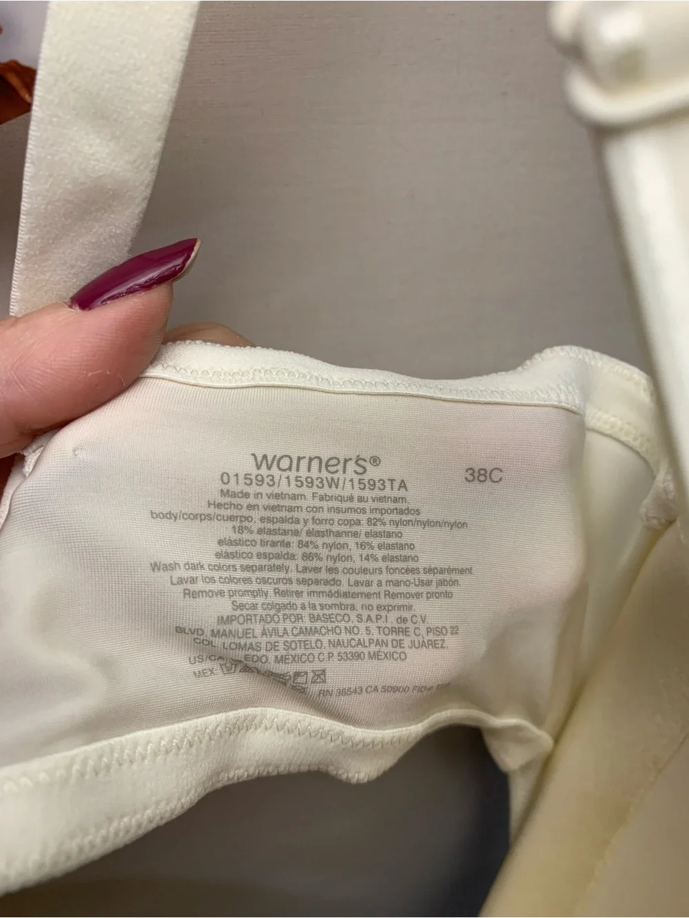 Warner's This Is Not A Bra Ivory T-Shirt Bra 38C Underwire Cushioned Straps NWT